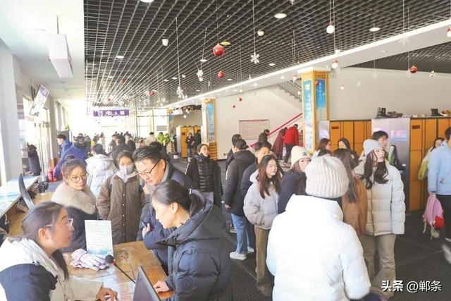 美在邯郸丨“冰”纷冬日 活力迸发