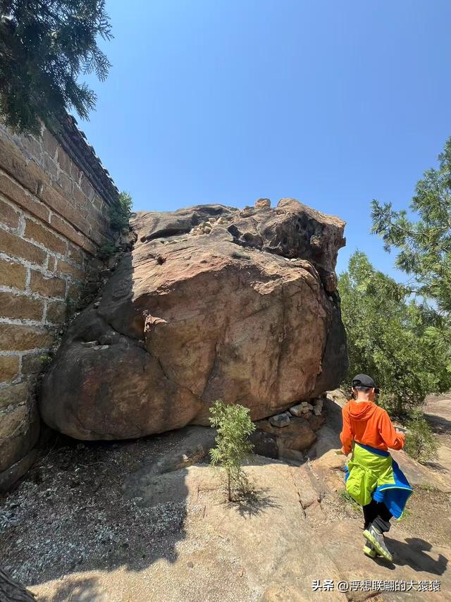 这回去莱芜爬山，目的地：永宁崮，却误打误撞又进了大舟院