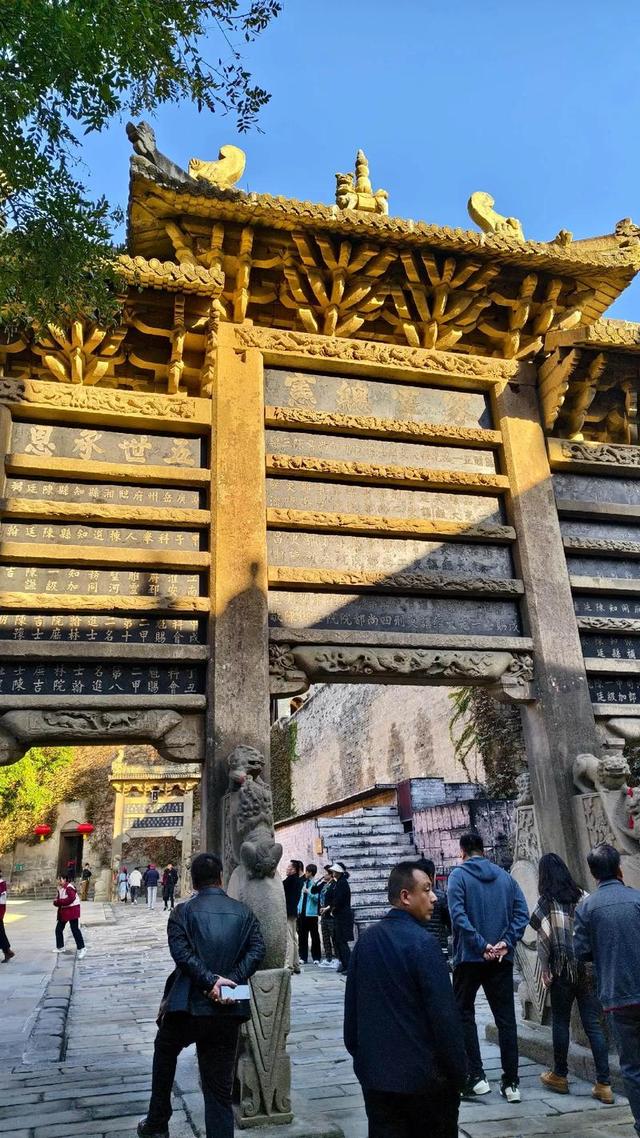 黄河中游的千年山西，汾河作为山西母亲河，灌溉出片片肥田沃土。