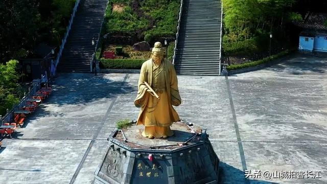 陕西享有“小重庆”美誉的县，一元缆车俯瞰江岸，美食暖胃又暖心