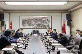 离石区召开“吕梁砖窑厂”城市更新项目建设汇报会图片