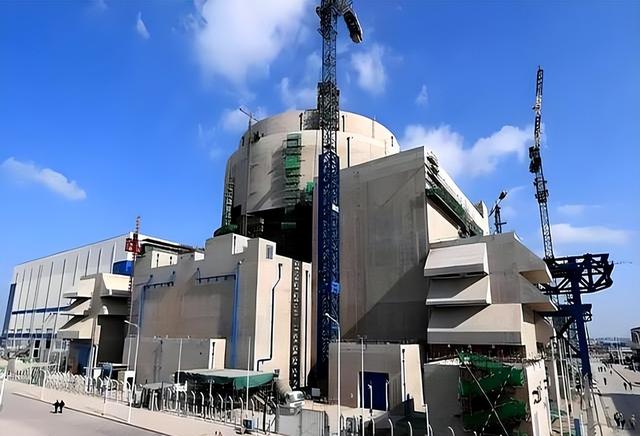 够中国用2万年！我国攻克世界级难题，抢先美国建造“无限能源”