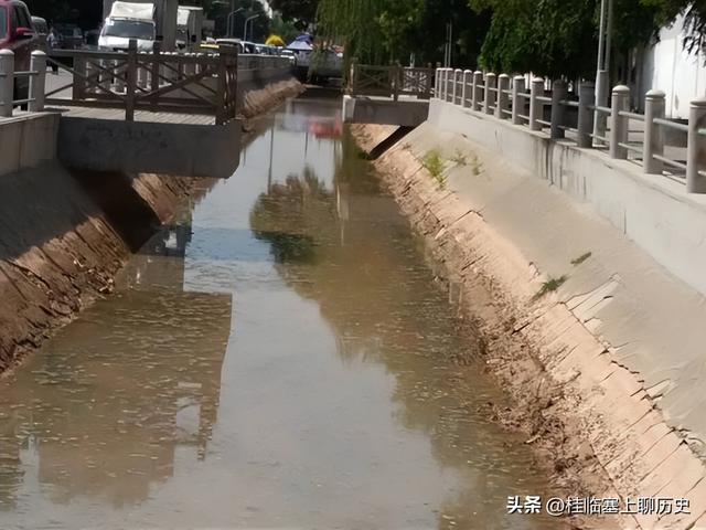 宁夏人文：银川红花渠传奇2，半城风光看残渠，谁还记得旧模样？