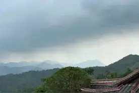 云梦周刊 | “许仙”飞过神鼎山图片