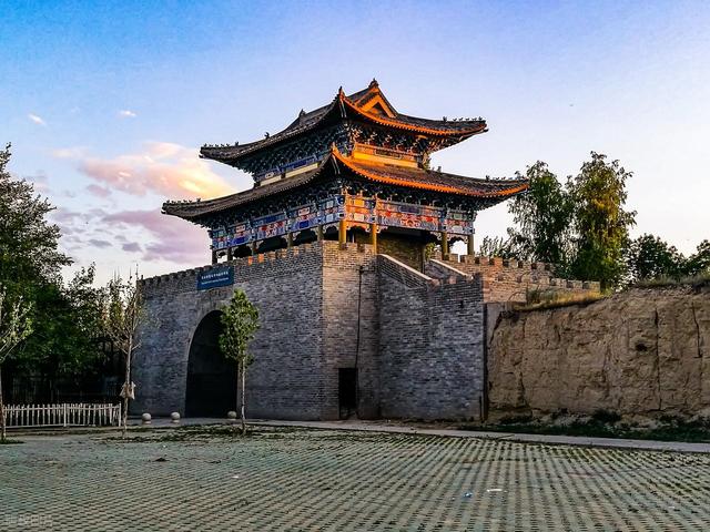 风景不输敦煌，厚重堪比张掖，这个 70% 游客都错过的丝路小城！