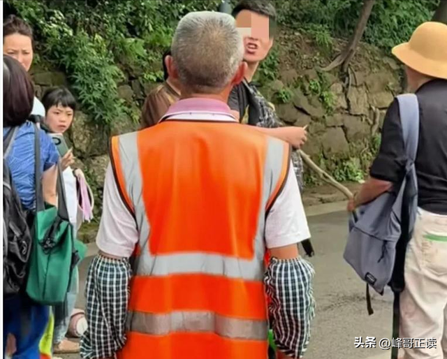 后续！男子大骂景区大爷，身份被扒评论区沦陷，南京文旅意外躺枪