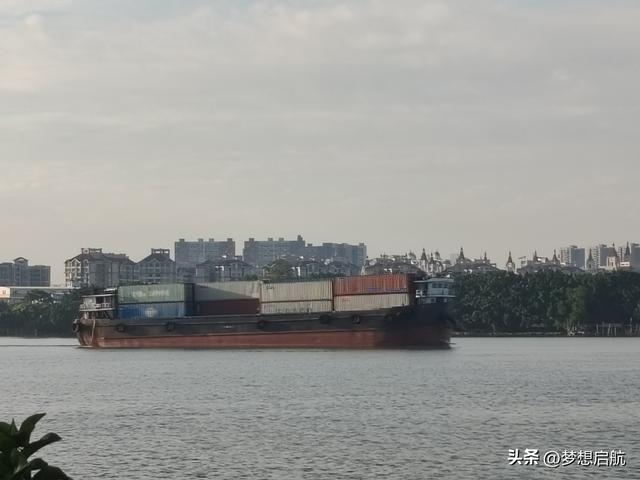 小雪节气游天气特别好江边一游