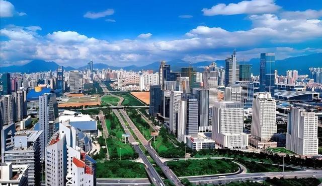 李嘉诚预言已应验？若无意外，2026年楼市或将面临3大转变