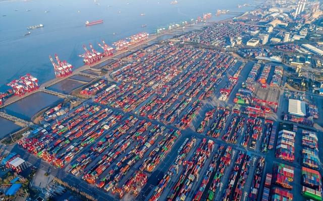 自动化码头：出手即掀桌！中国为啥让西方先跑20年？