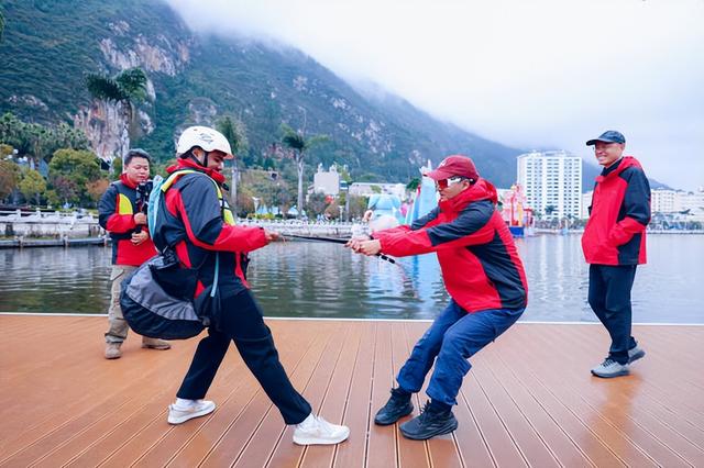 【外眼看云南】“锡都”个旧卸下工装换上运动装，“圈粉”国际博主