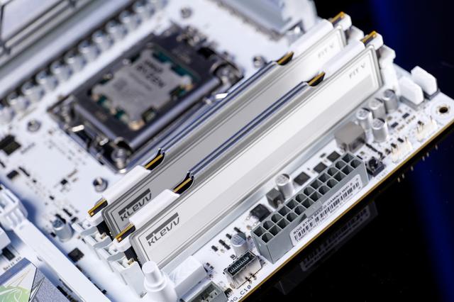 KLEVV科赋FIT V评测：6000MT/s DDR5内存可挑战6400MT/s