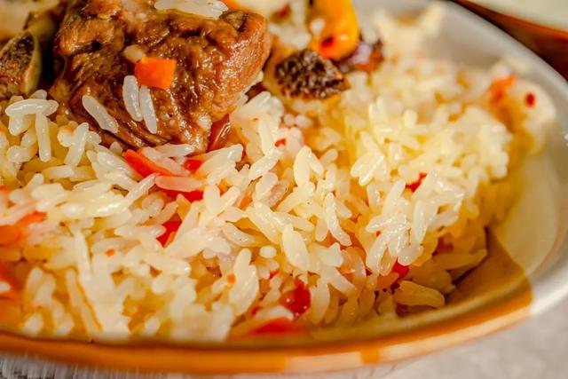 天山下的优美牧场、亚心之都——史上最全新疆乌鲁木齐旅游攻略