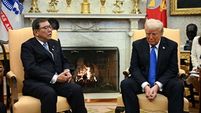 中美谈判第一天结束，特朗普称中国态度强硬，并向中方索取邀请函