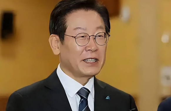李在明果然没那么简单，第一次试探惨败，火速出面替外长道歉，希望中方“别误会了”