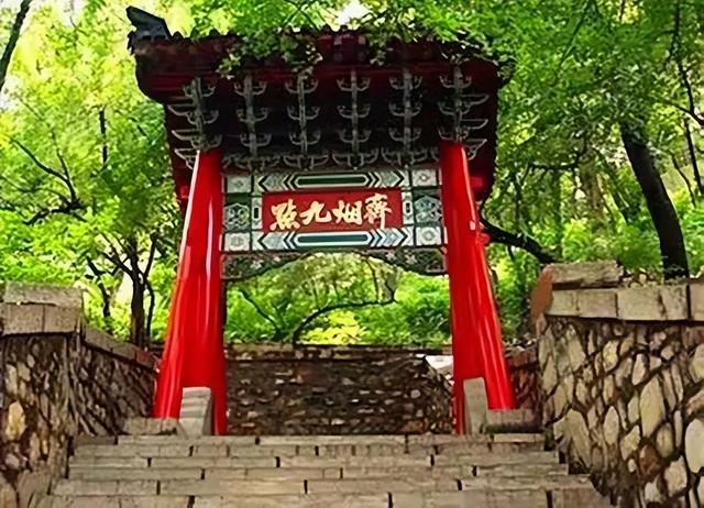 秋天的千佛山