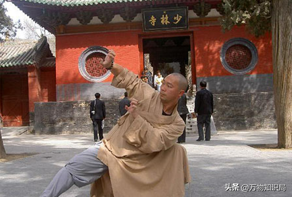 2006年，俄罗斯总统普京访问嵩山少林寺，释永信带高僧展示绝学！