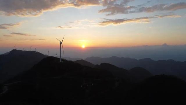 低至20℃！重庆周边5座“天然空调山” 看绝美星空