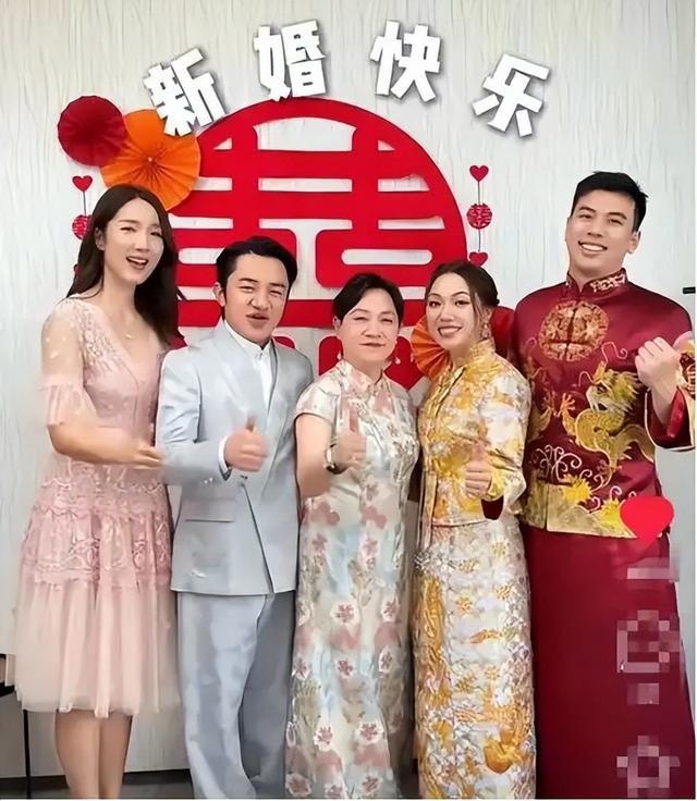 钱再多有什么用?45岁王祖蓝的现状,给所有中年人提了个醒