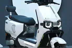 台铃苍穹VS台铃追风者，性能对决，究竟谁更胜一筹？看详细分析图片