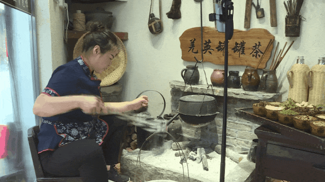 立冬别“猫冬”！来略阳赴一场红叶的约会！🤳