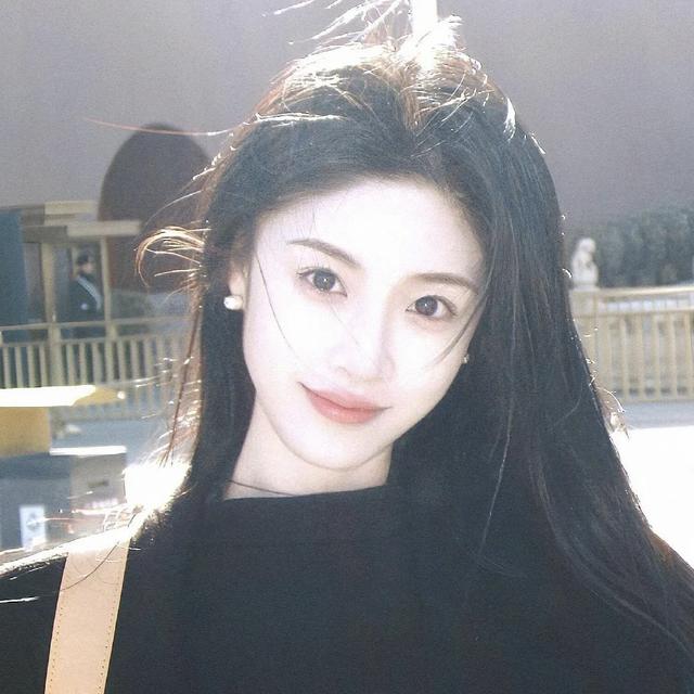 𝐒𝐡𝐚𝐫𝐞丨微信头像该换啦 ˗ˏˋ🧗ˎˊ˗ ​