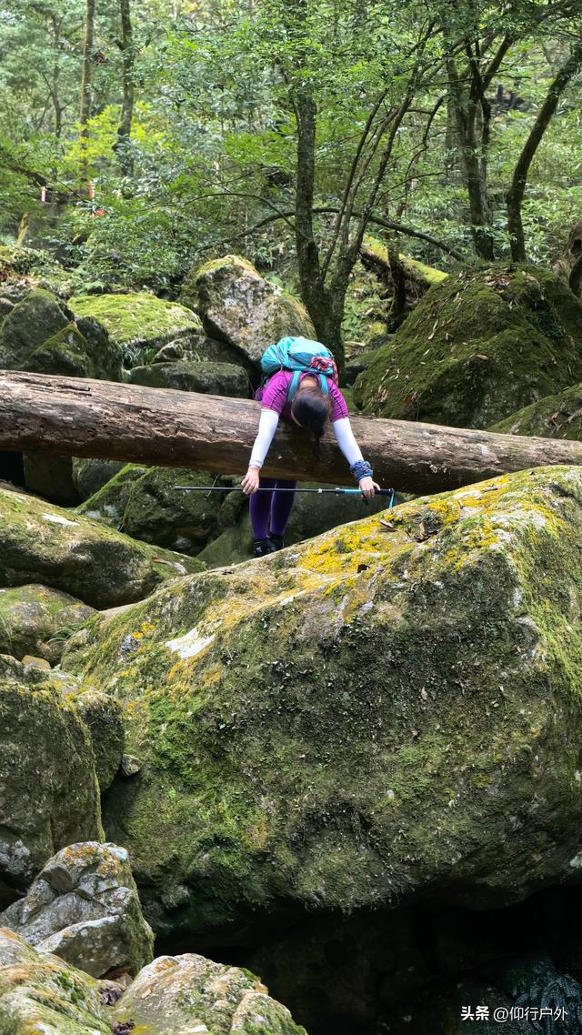 龙岩黄连盂徒步登山