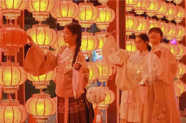 走，总要去一趟石泉~