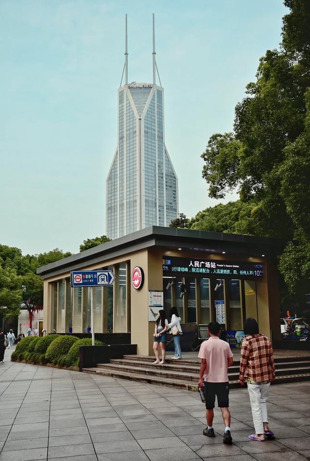 跟着这条路走，才算真懂上海！从人民广场到陆家嘴，满满都是故事