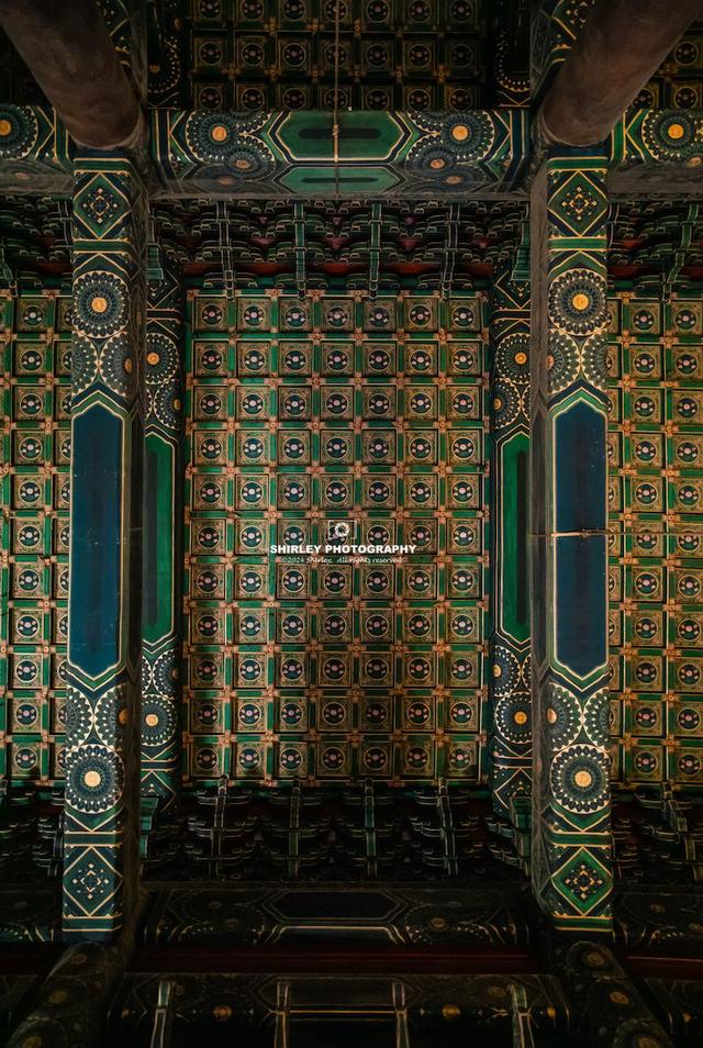 我国现存最大的金丝楠木大殿，等级超过太和殿，却常被游客遗忘