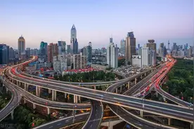 拍中沪牌后可以挂在新能源车上吗？图片