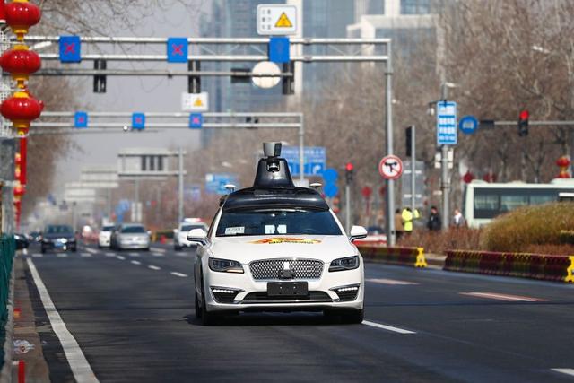 中美无人驾驶激战，中方覆盖16城，美国仅5城，谁能拿下万亿市场