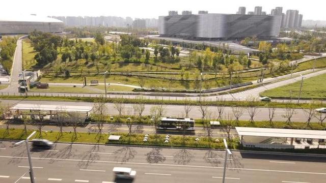 就在今晚，张杰演唱会出行攻略（含散场！！）