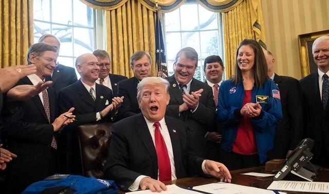 “和平委员会	”名单公布，19国已签署	，让中方意外的是普京和巴铁