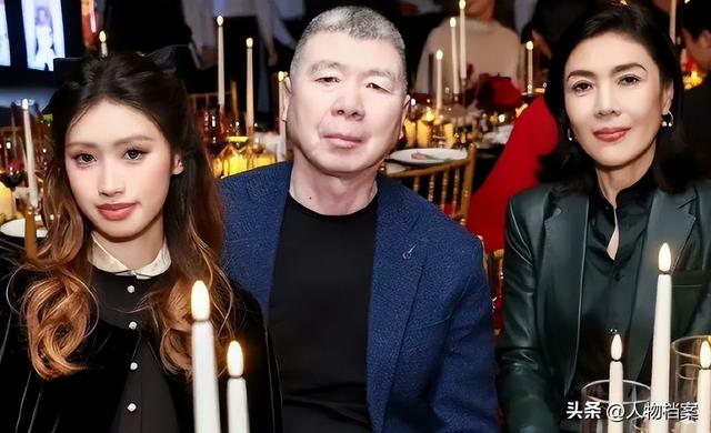 徐帆回应离婚五个月后，冯小刚再惹争议	，养女徐朵竟成了导火索