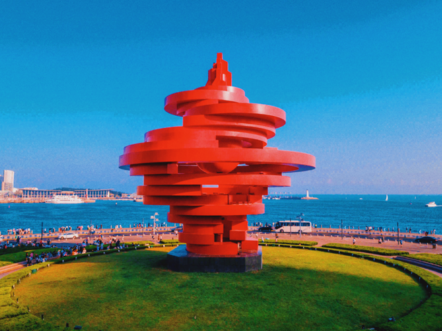 董宇辉向世界推荐，“请花几天时间去山东”！