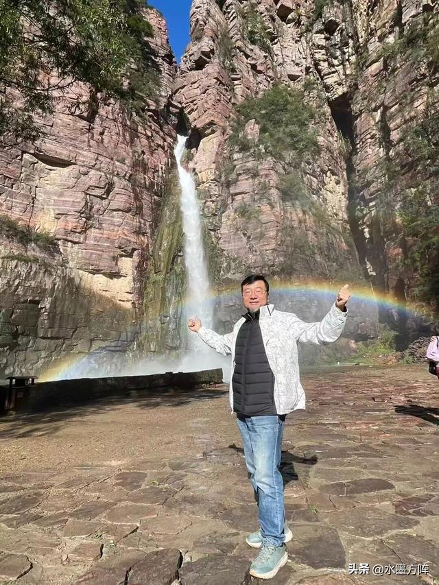 “自然观”名家采风与北京方阵艺术太行山写生基地挂牌