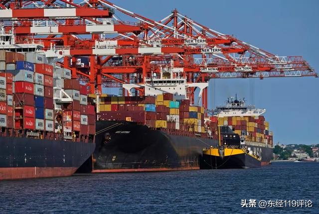 印尼总统看完阅兵，决定将他们拖了30年，价值5800亿的项目给中国