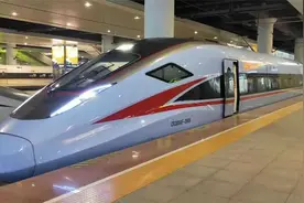 贵阳铁路加开20多趟列车图片