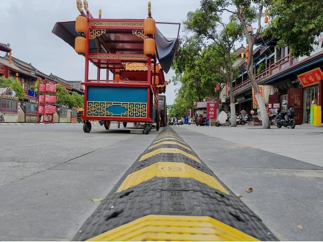 开封文旅持续红火，为何宋都御街却陷入冷清？