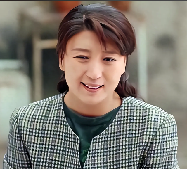 闫学晶道歉不到24小时	，担心的一幕发生了，赵本山一个字都没说错