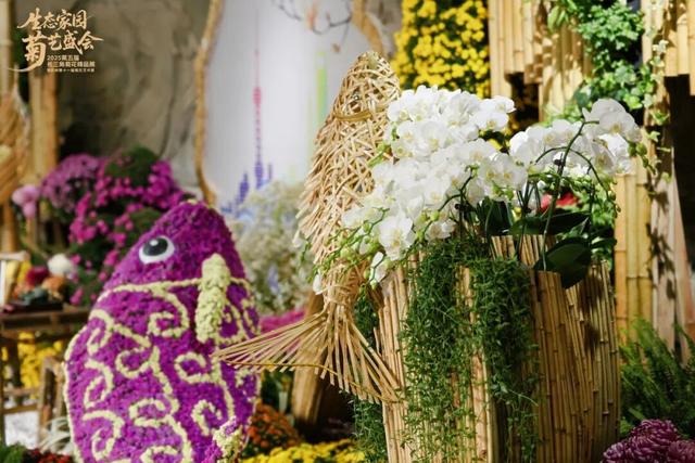 不愧是顶流！一大早就红了，人挤人持续好多天！萧山人家门口也有······