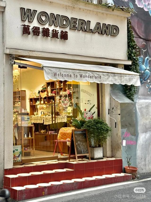 周末就冲！成都出发40min直达浪漫小城，喂海鸥逛古寺！