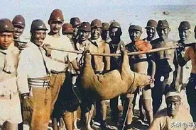 别被电视剧骗了！这才是日本鬼子真实的样子，目光都透着凶残！图片