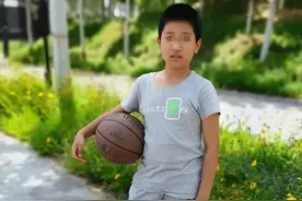 回顾江苏一9岁男孩确诊肾衰竭,家长崩溃,主任直言父母无知害了他图片