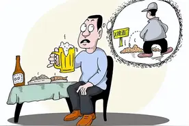 青岛啤酒小便事件暴露的是企业管理漏洞 | 特评图片