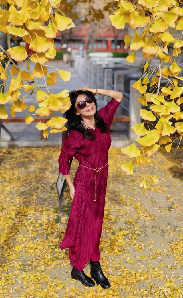 初冬，六百年五塔寺的最后一抹鎏金