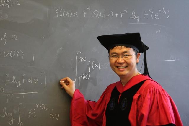 从美国回来的芯片专家:利用美国技术,帮中国开发了50款顶级芯片