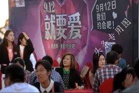 故事：那年，24岁的我，与33岁单亲妈妈的一段合租爱情图片