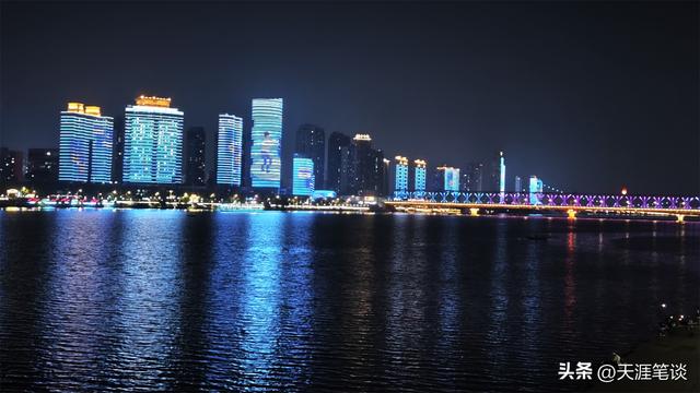 汉江之畔襄阳城，半城烟火半城诗，秋季自驾行D3