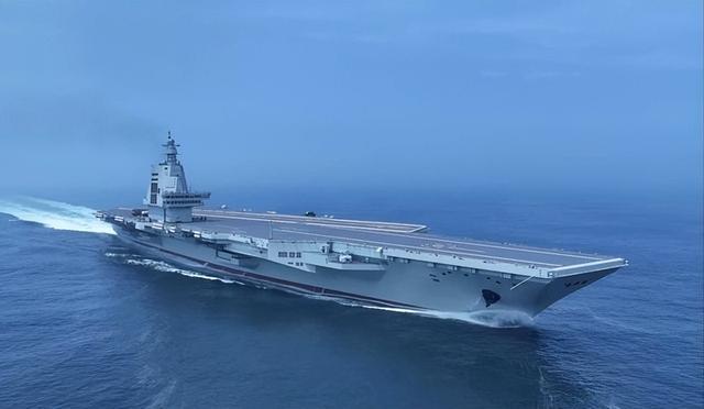 一声不吭造了7艘准航母，美国才发现，原来真正对手已不是俄罗斯